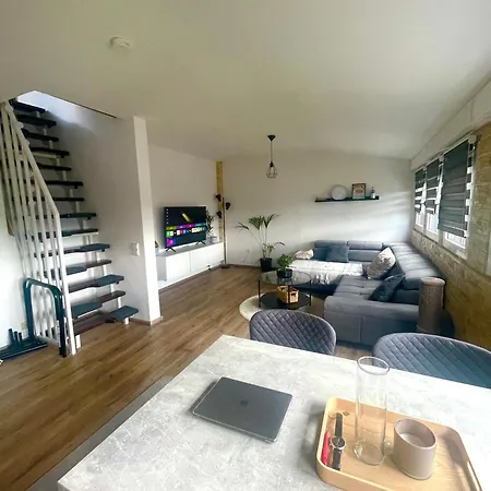 Gemuetliche & Voll Ausgestattete Stadtwohnung Appartement *