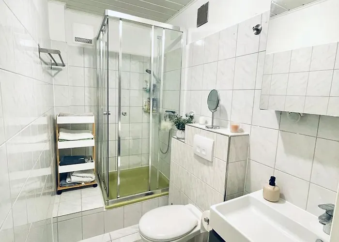 Gemuetliche & Voll Ausgestattete Stadtwohnung