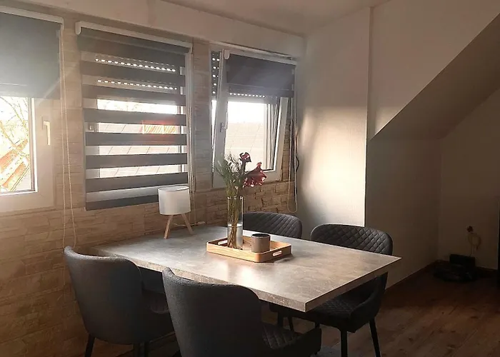 Gemuetliche & Voll Ausgestattete Stadtwohnung *